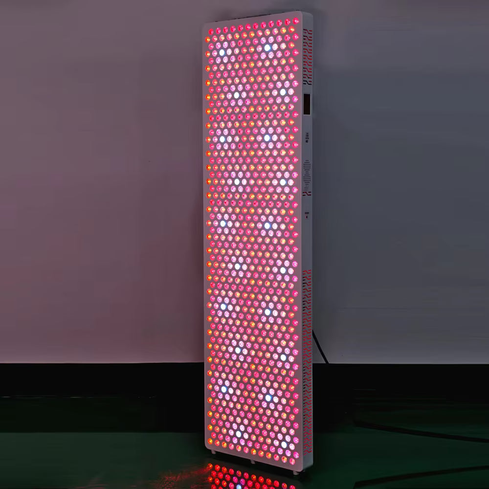 Stort rødlys- og NIR-panel med 720 LED-punkter, hvit ramme og flere bølgelengder for hjemmebruk og klinikker.