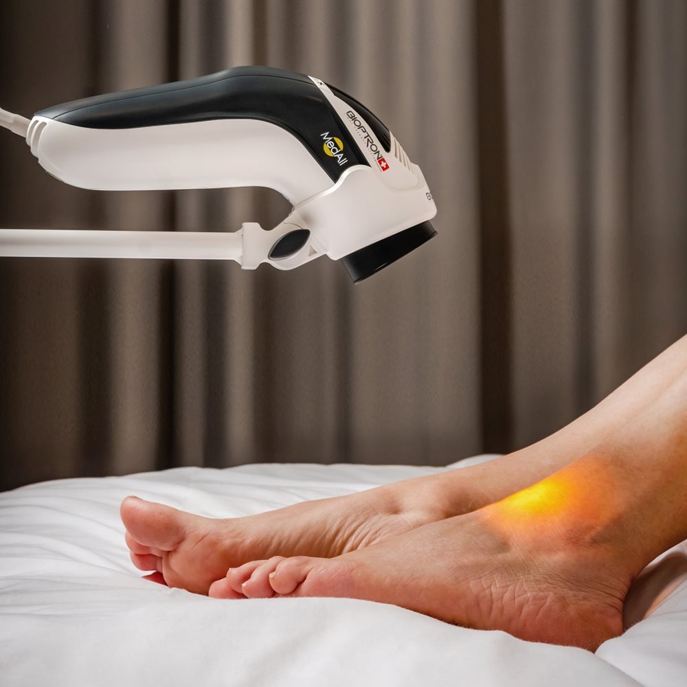 BIOPTRON® MedAll with FLOOR STAND - Uno Vita AS