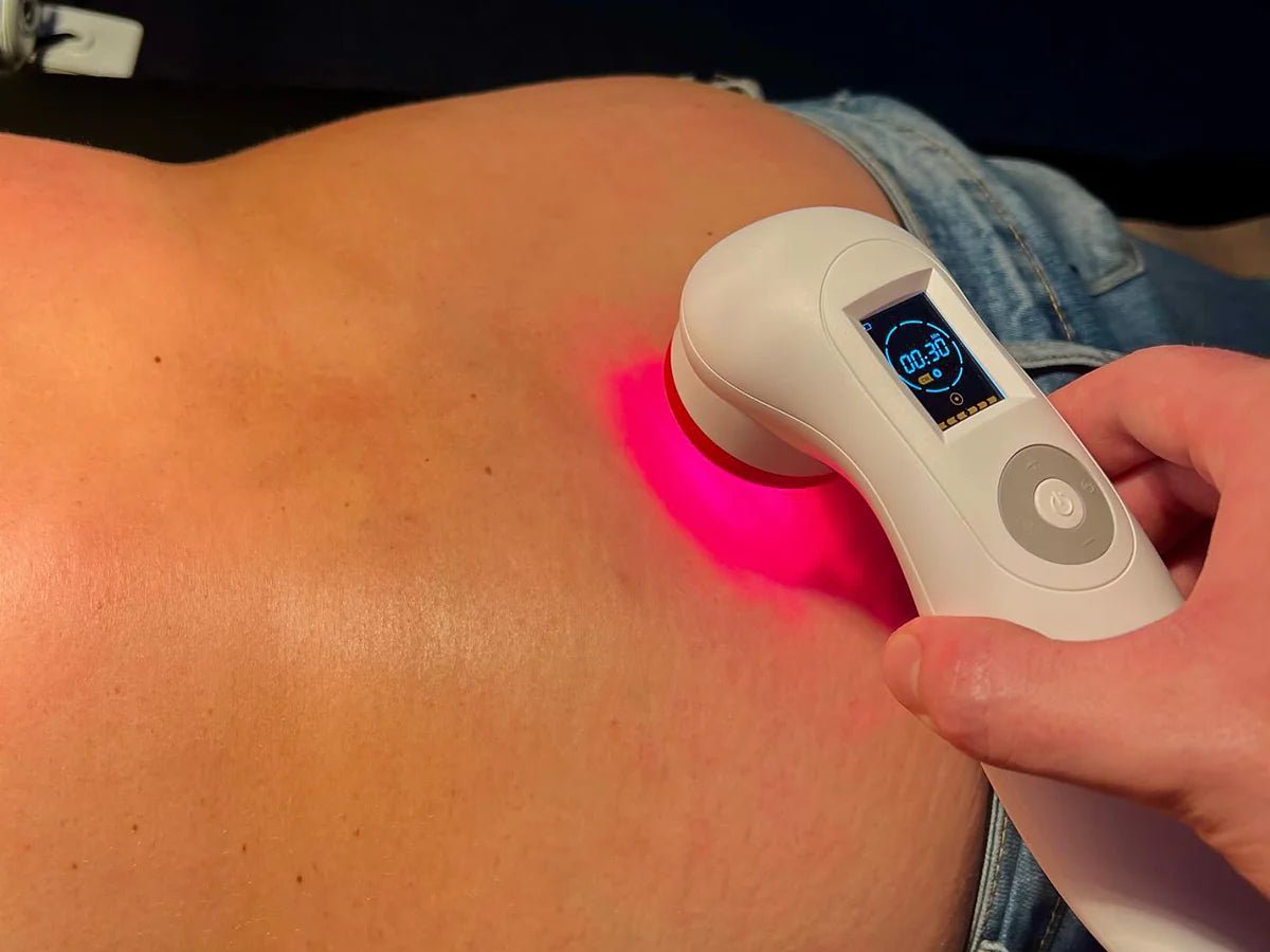 PowerCure Pro Laser – Handheld 808 nm and 650 nm Low - Level Laser for Photobiomodulation - Uno Vita AS