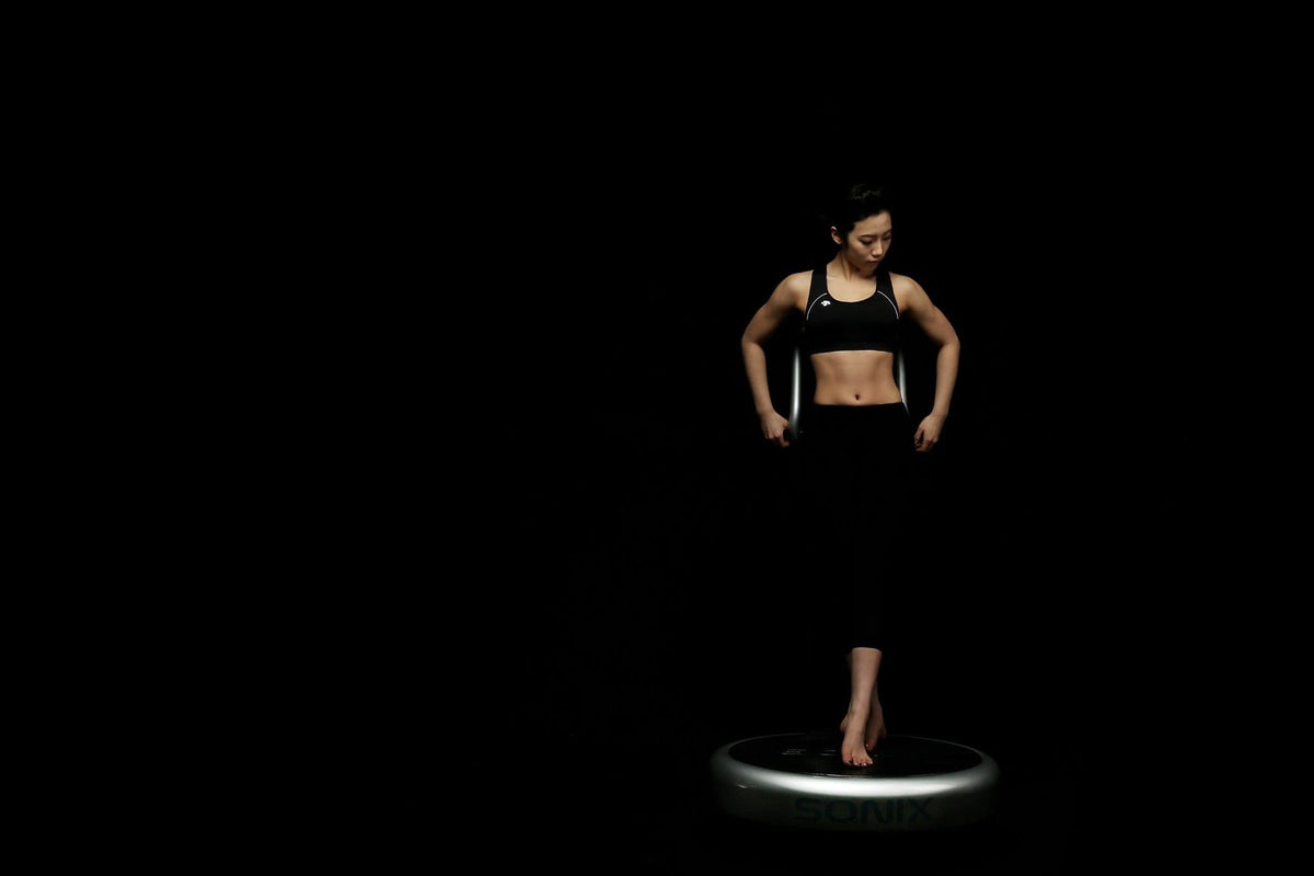 VibraSonic SonicWave Standing Vibration Platform - Advanced full-body stimulation - Uno Vita AS