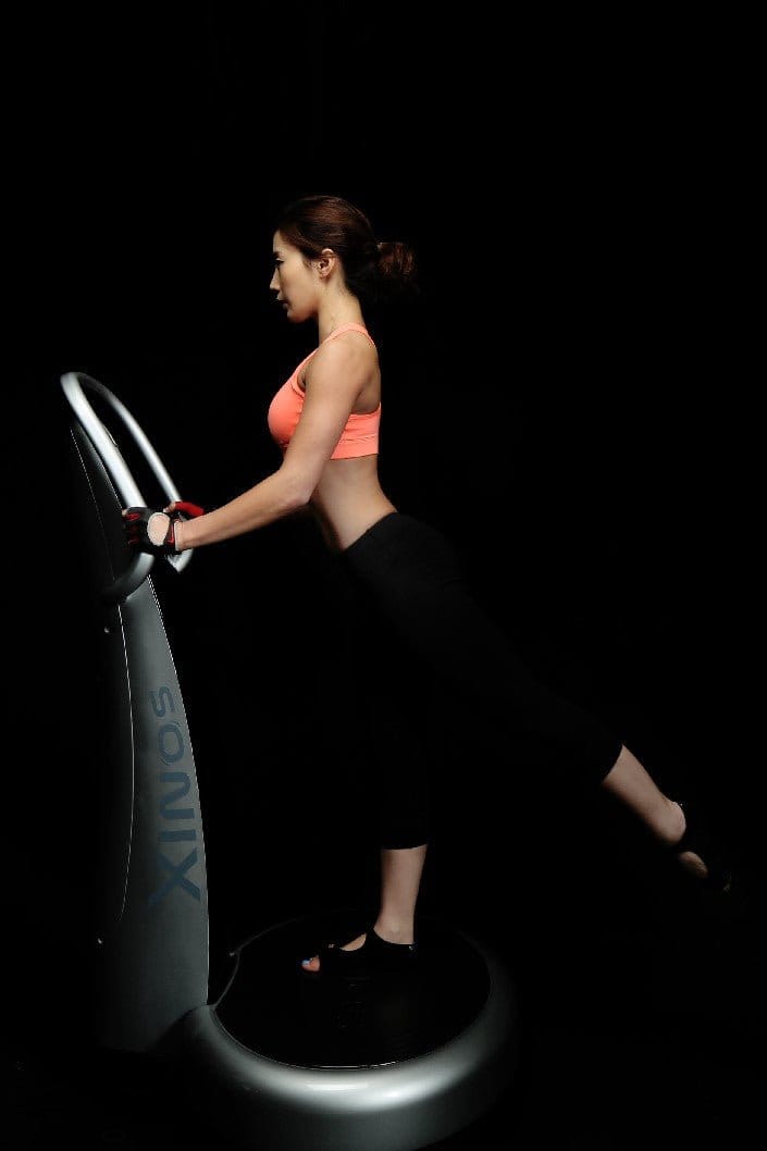 VibraSonic SonicWave Standing Vibration Platform - Advanced full-body stimulation - Uno Vita AS