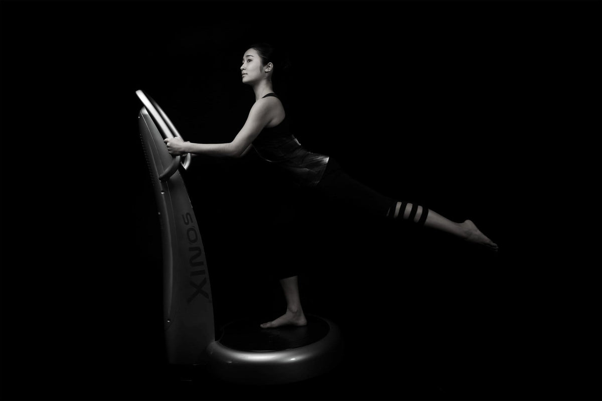 VibraSonic SonicWave Standing Vibration Platform - Advanced full-body stimulation - Uno Vita AS