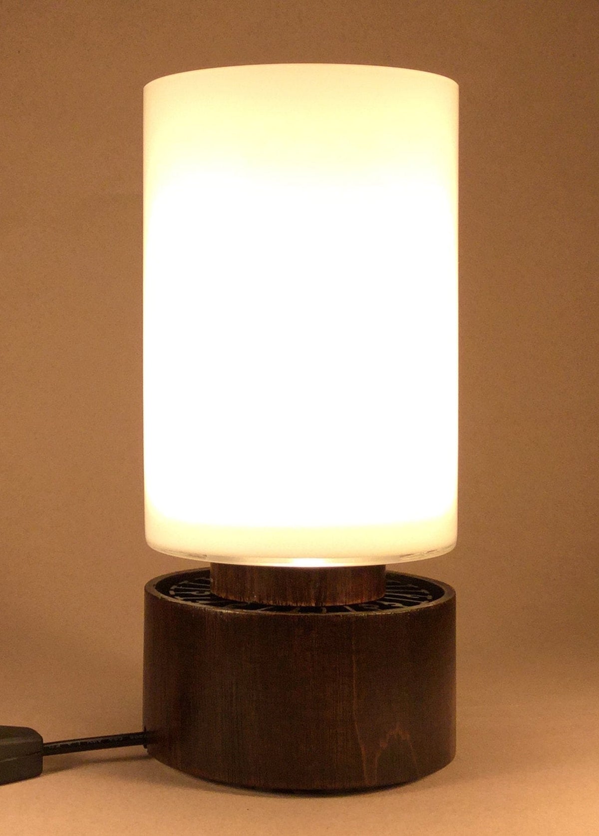 Sunshine in a Bottle (Walnut) - Uno Vita AS