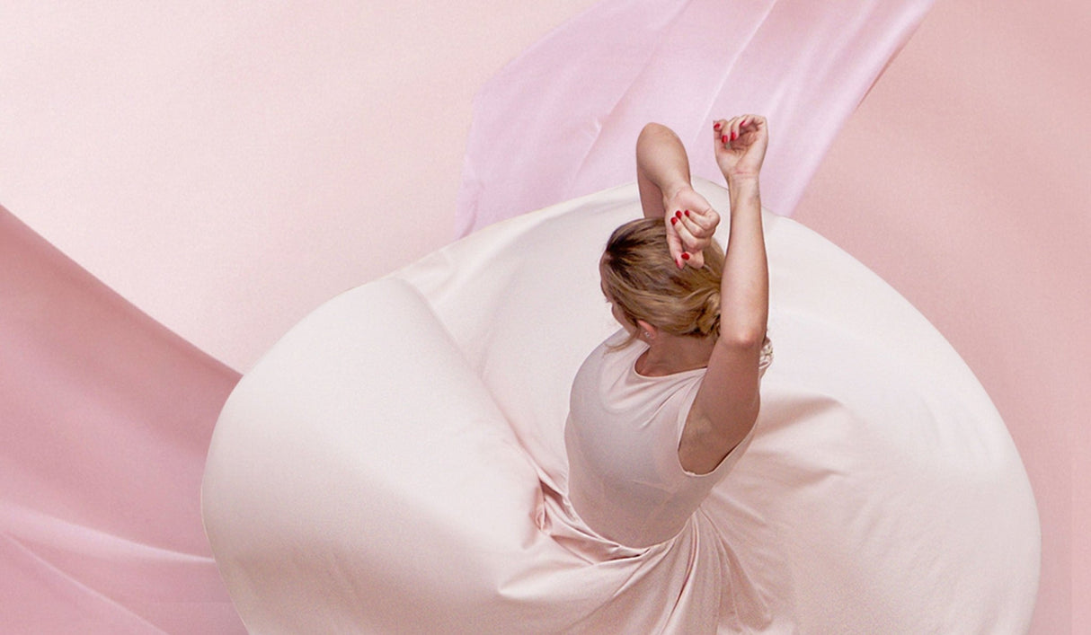 Uno Vita`s RL450MaxC Red Light Therapy Panel (black) - Uno Vita AS