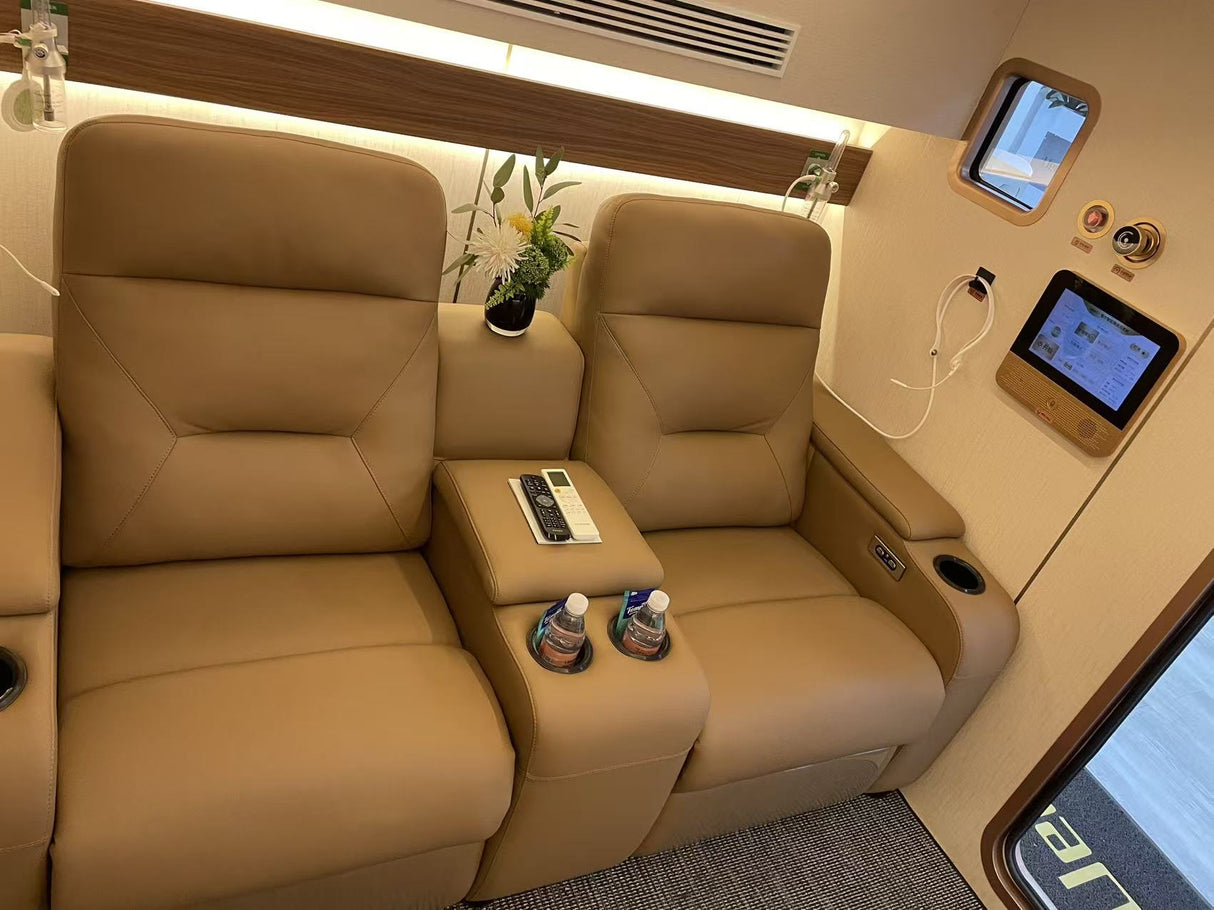 Uno Vita’s Ueerl V6 Premium Edition Hard - Shell Hyperbaric Oxygen Chamber for 2 Persons - Uno Vita AS