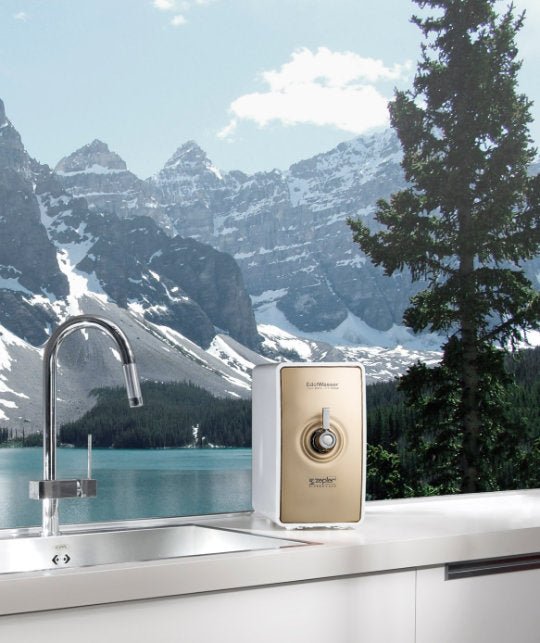 EdelWasser (Gold) ultra clean water - Uno Vita AS